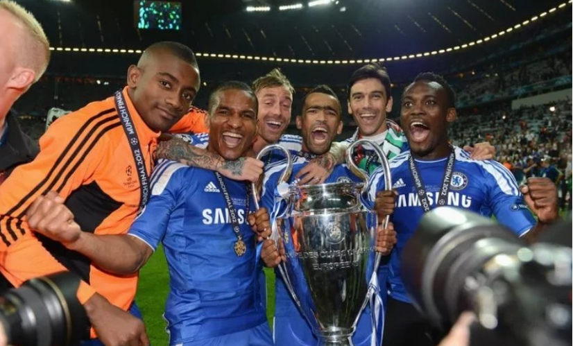 他们凭借出 他们凭借出