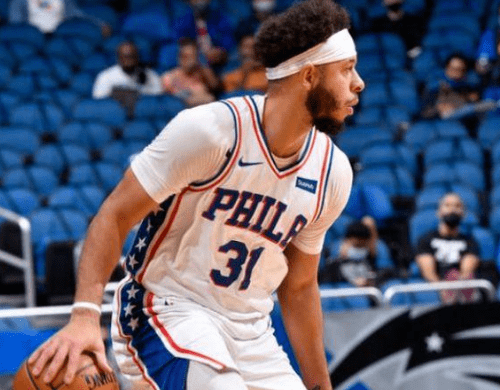 年轻球员占 年轻球员占