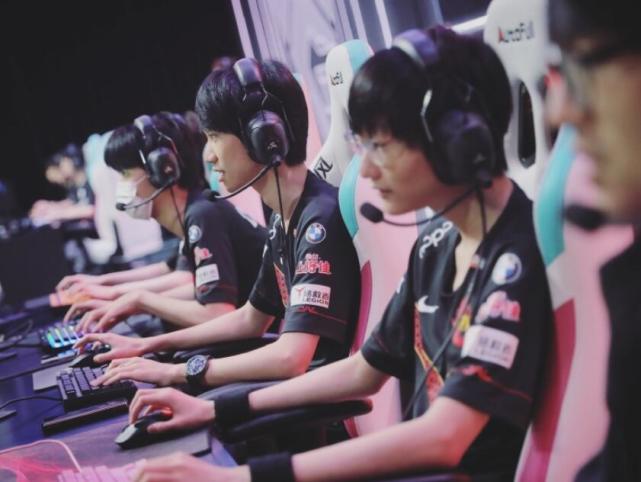 更是运动员 更是运动员