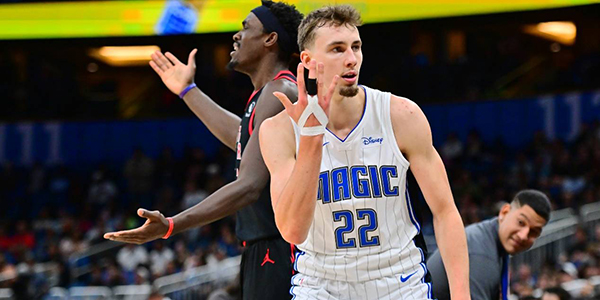 也期待他为 也期待他为