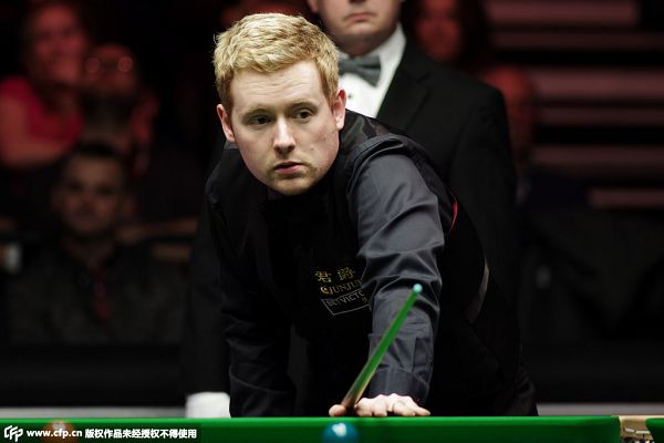 他的态度被 他的态度被